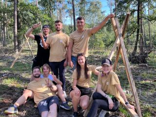 Děkujeme vám všem, kteří jste si koupili zasazení stromku v našem lese u Kolína. Jste skvělí! 🤗 Brzy s celou naší Treesome...